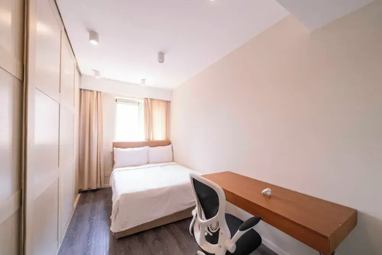 Tyms Luxury 3BR 2BA APT Riverside