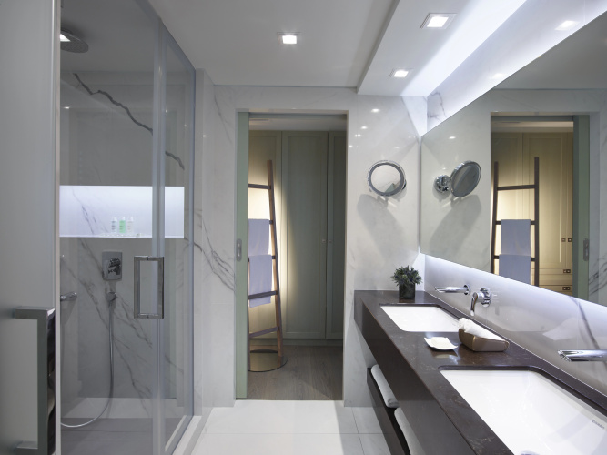 Neptune Luxury Resort photo 11