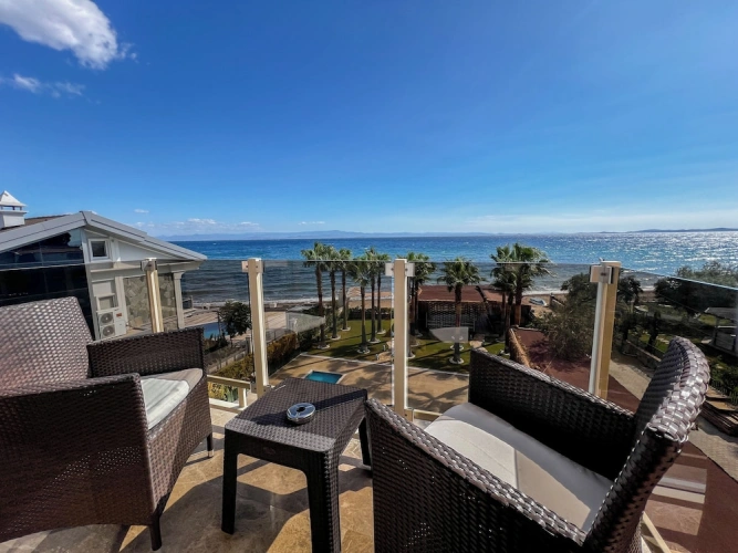 Deluxe Double room with balcony and with sea view