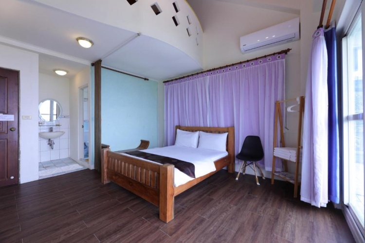 Standard Quadruple room with sea view