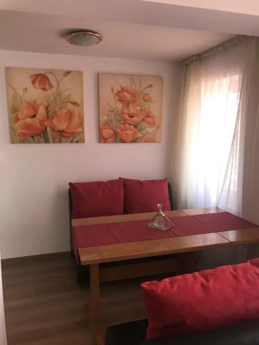 Villa Aurora