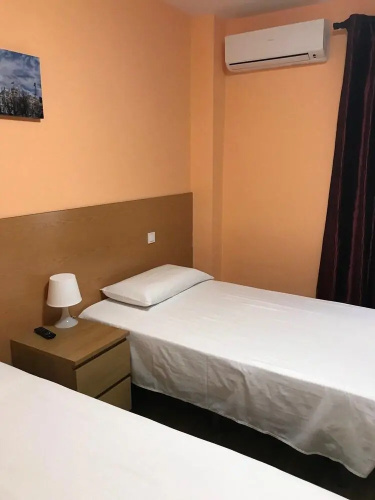 Hostal La Pared