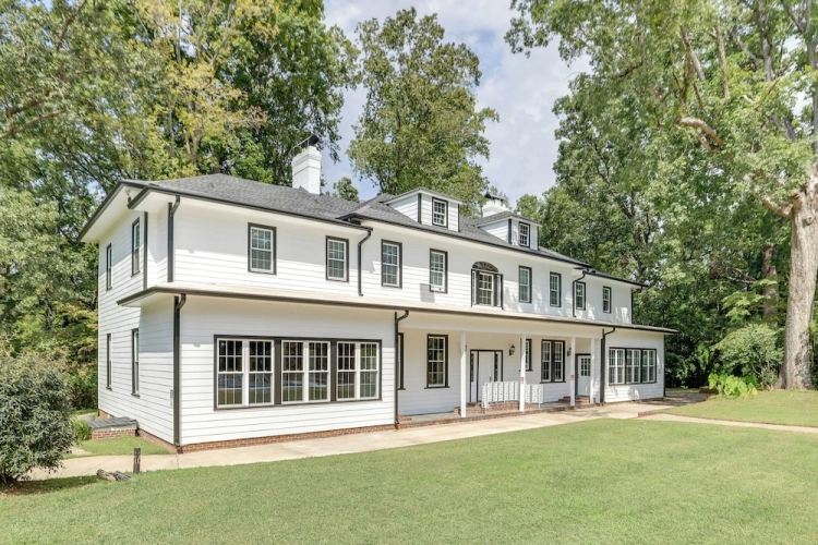 6 Bedrooms Cottage
