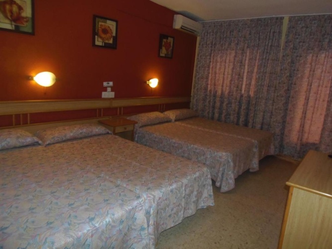 Standard Quadruple room