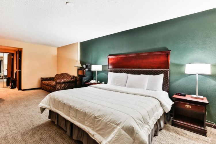 Deluxe Double Suite