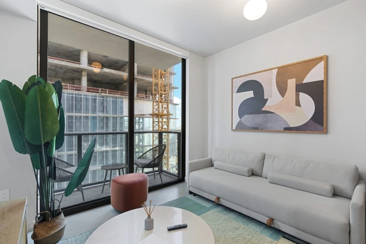 1 Bedroom Apartment
