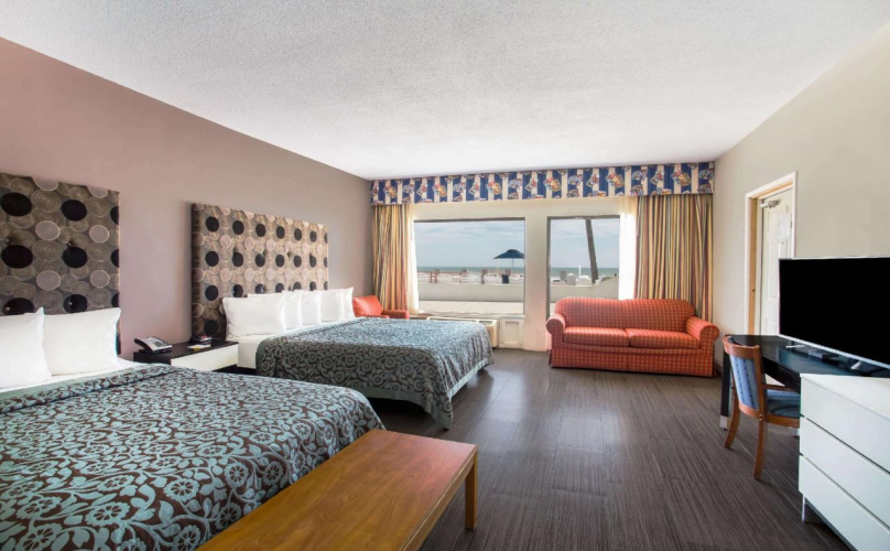 Arya Blu Inn & Suites