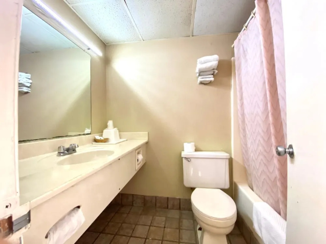 Economy Inn
