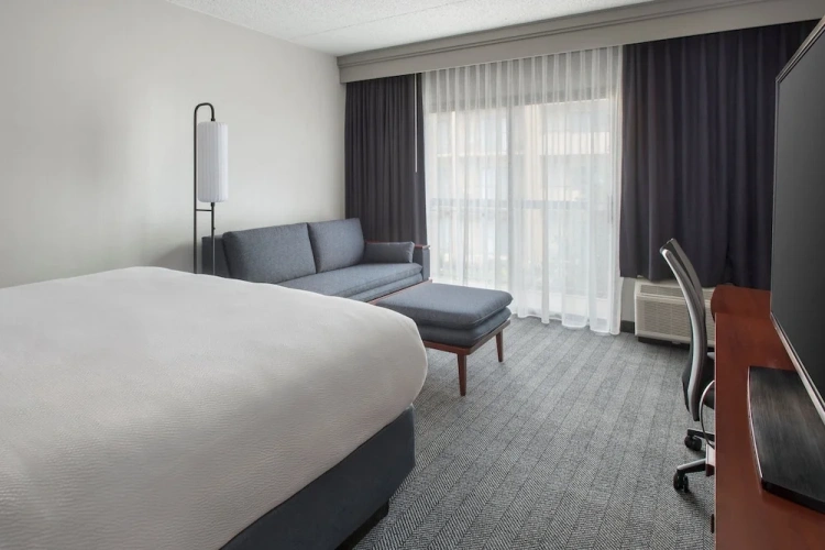 Standard Double room with balcony