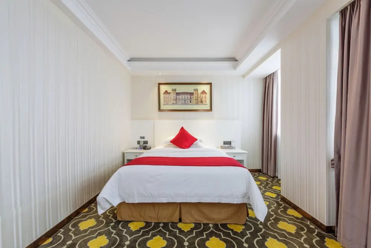 Ramada Encore Wyndham Nanning City Center