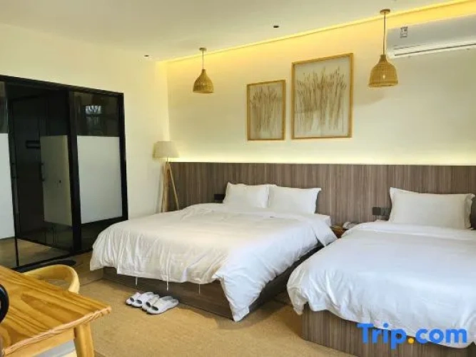 1 Bedroom Suite with garden view