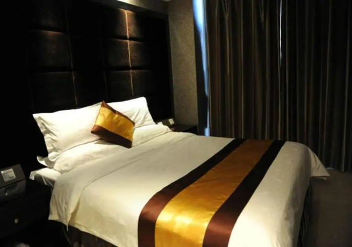 2 Bedrooms Business Suite