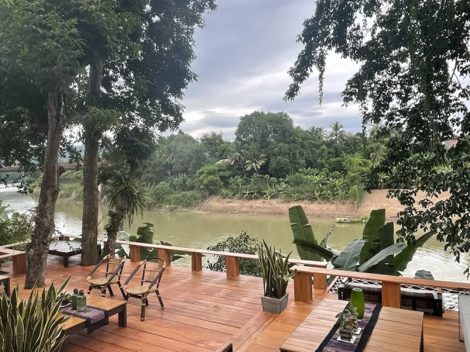 Standard room with balcony and with river view
