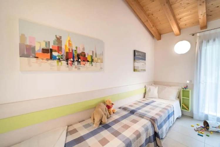 2 Bedrooms Apartment