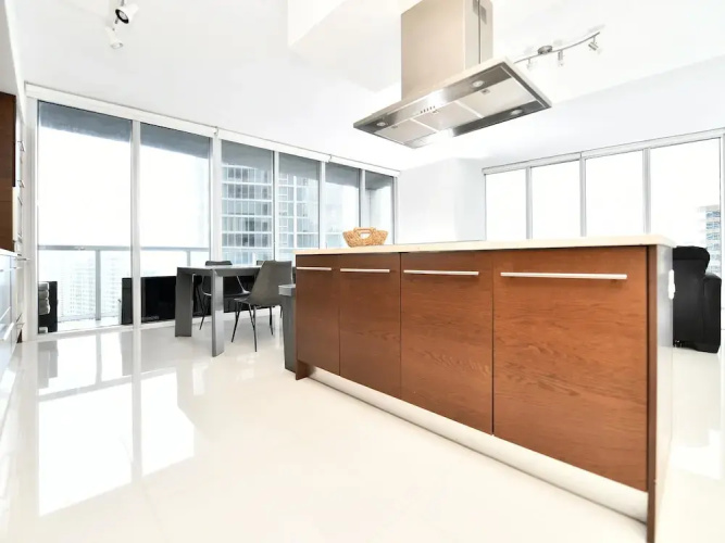 Miami World Rental - Iconbrickell 3210
