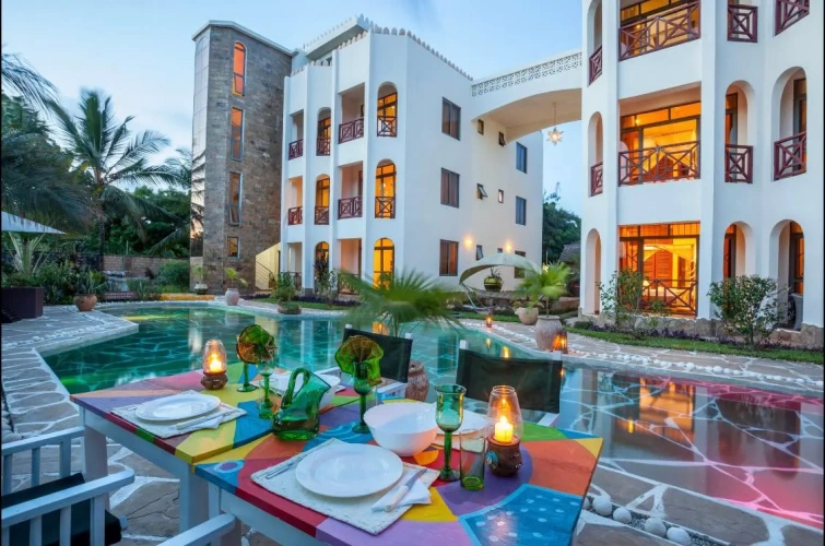 2 Bedrooms Luxury Quadruple Apartment