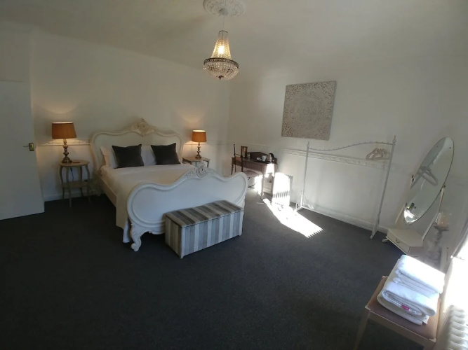 The Snake Pass Inn
