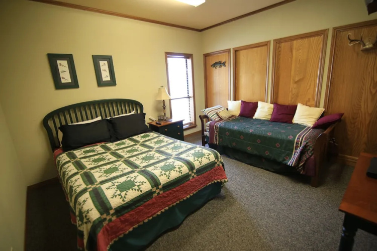 Lake Fork Lodge