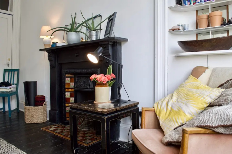 1 Bedroom Flat With Central Location