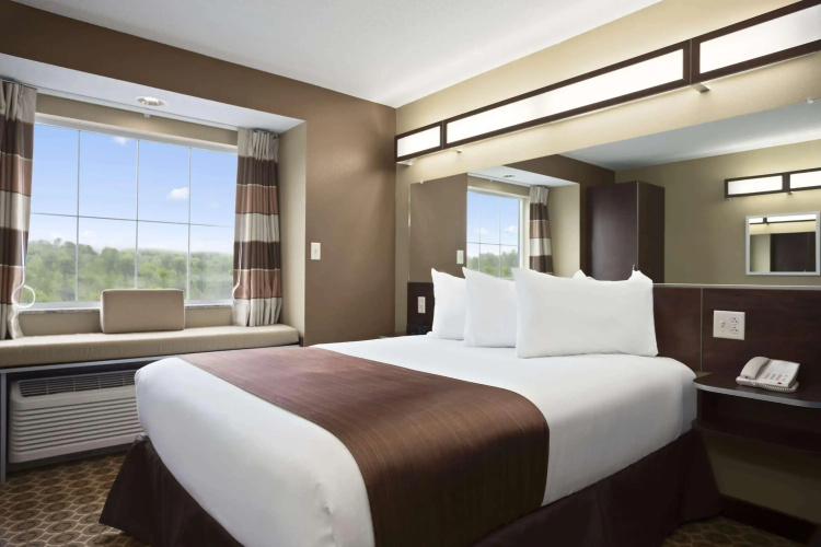 Sonesta Essential Fairmont