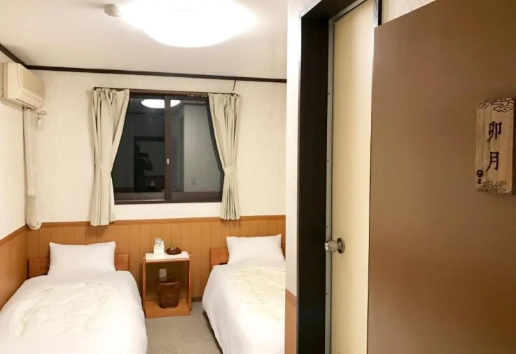 Twin room