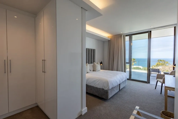 3 Bedrooms Family Apartment
