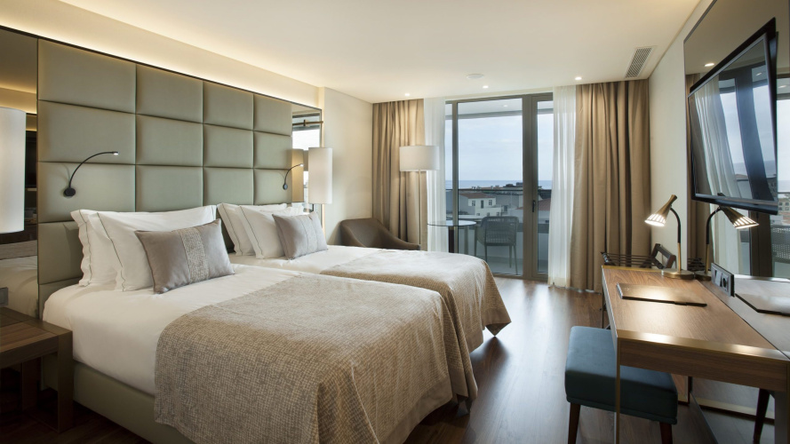 Deluxe Twin room with sea view