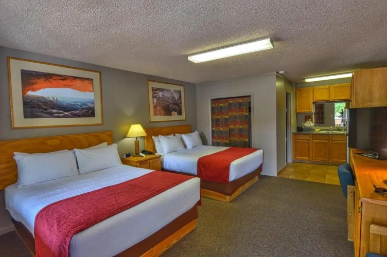 Quadruple Suite