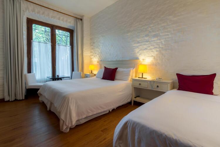 Don Antonio PosadaOver view