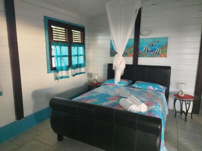 1 Bedroom Apartment with sea view