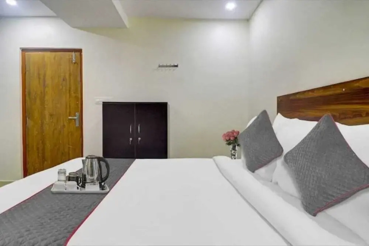 Hotel Satya Inn