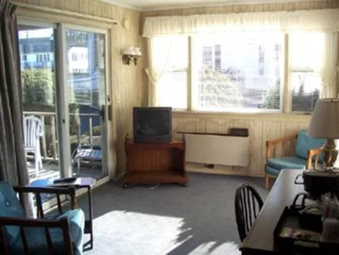 Townsend Manor Inn