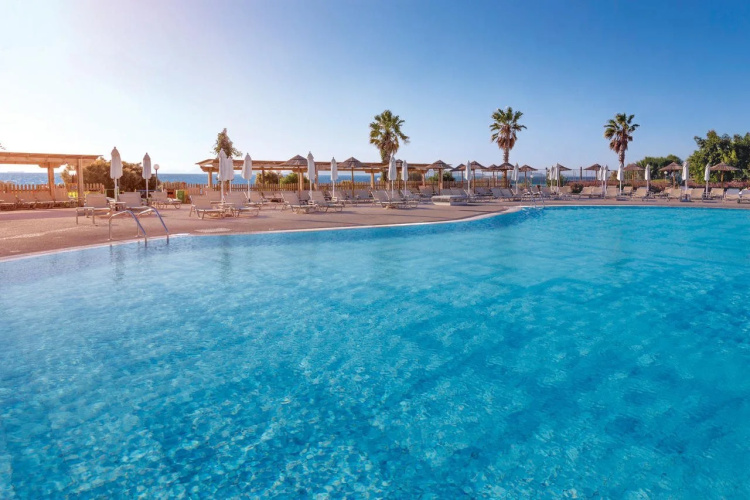 Grand Blue Beach Hotel photo 20