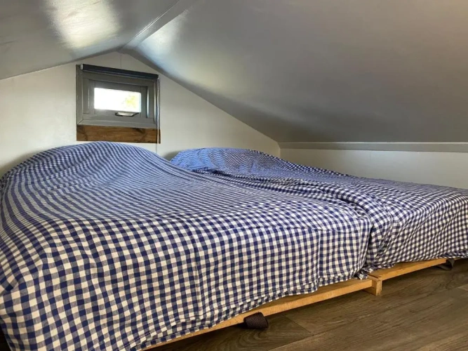 2 Bedrooms Cottage