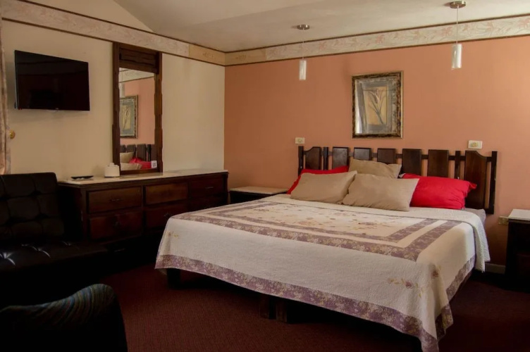 Paqui Bed & Breakfast