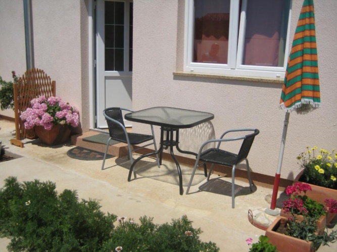 1 Bedroom Apartment with balcony and with view
