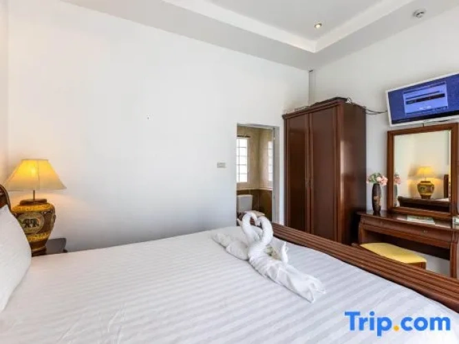 3 Bedrooms Villa
