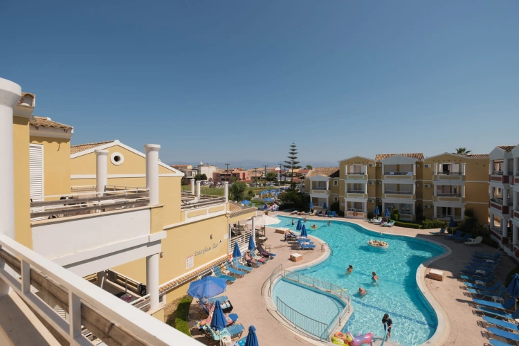 2 Bedrooms Twin Apartment