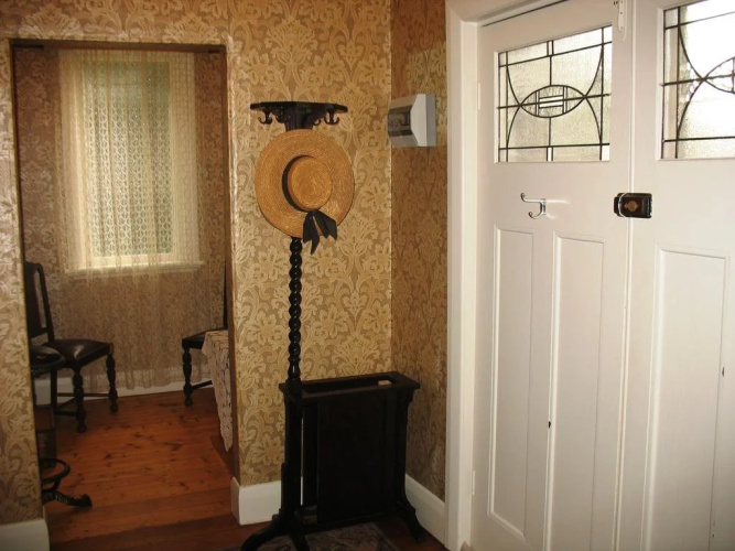 Roebil House