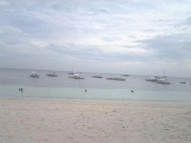 Evelyn Resort