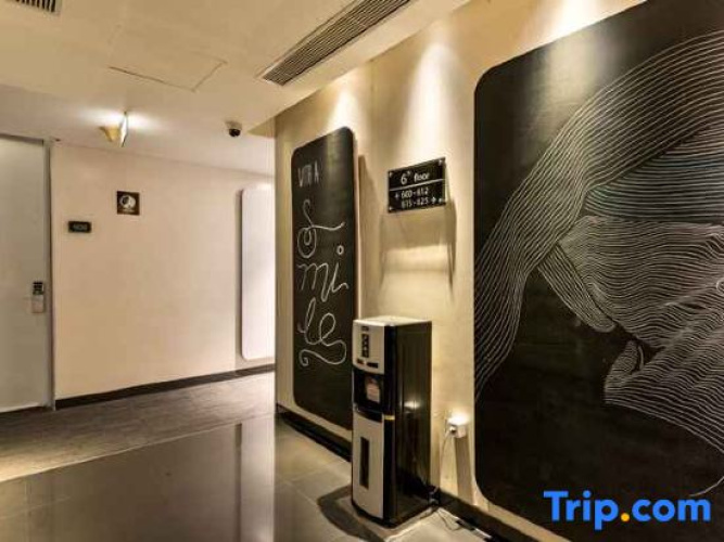 MaxOneHotels @ Premier Melawai