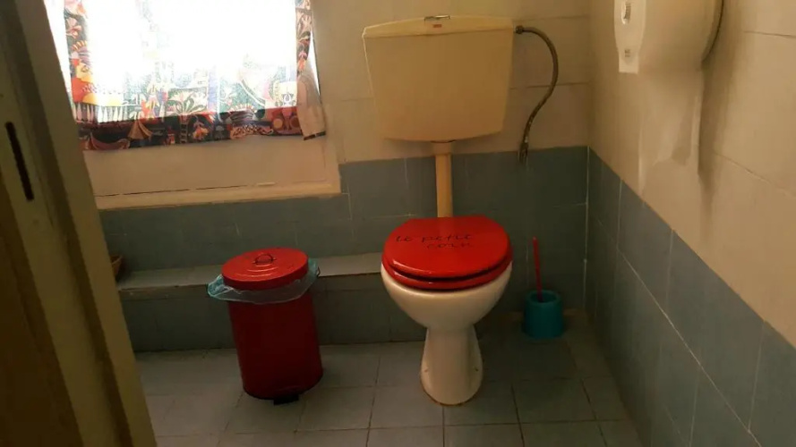 New Hostel At Center