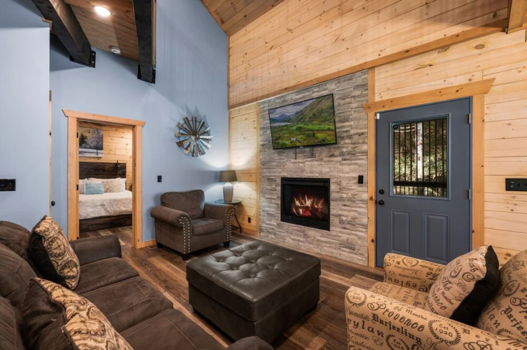 Haven 2 Bedroom Cabin by RedAwning