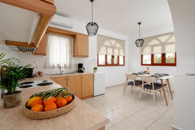 2 Bedrooms Cottage