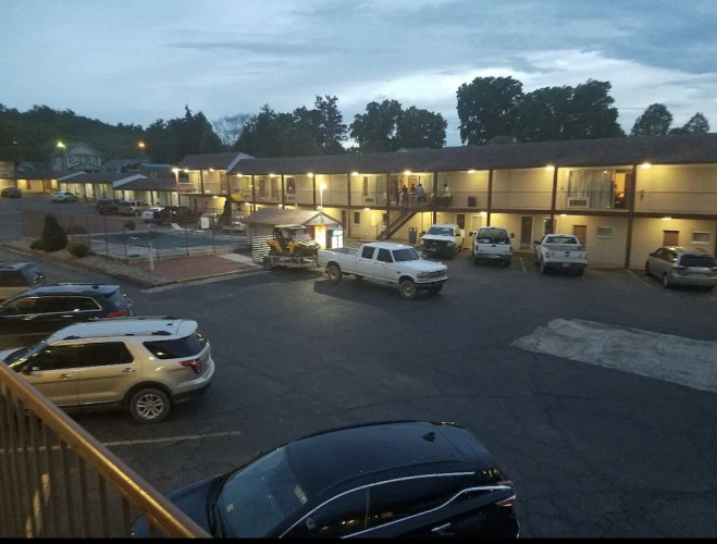 Economy Inn