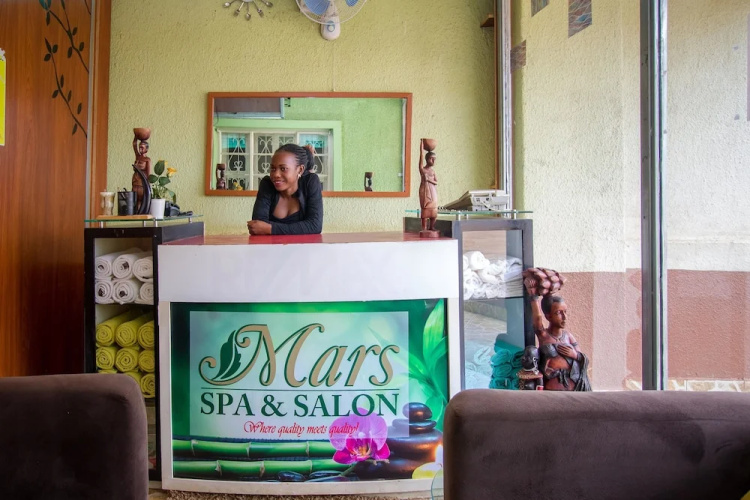 Travel Hotel