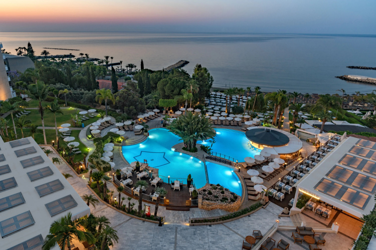 Mediterranean Beach Hotel photo 18