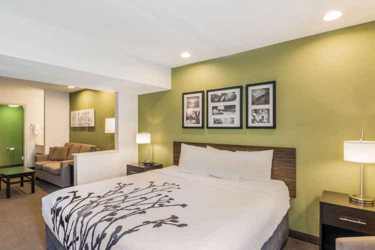 Sleep Inn & Suites Niantic North