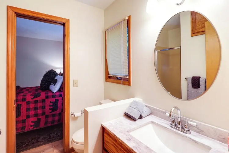 Dog-friendly Blowing Rock Chalet w/ Stunning Views
