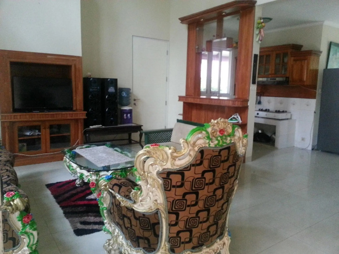 Villa Kota Bunga Ade